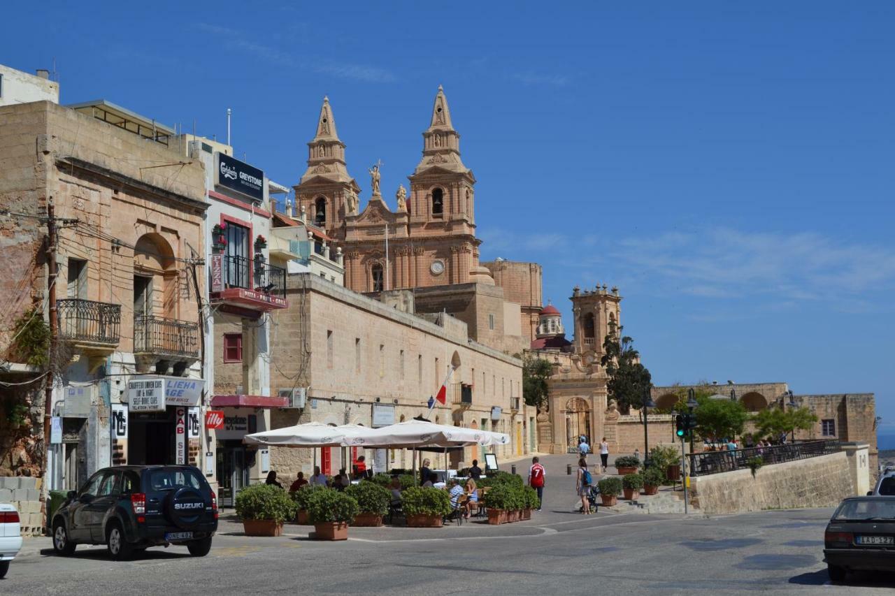 Mellieha Town Centre Bright & Spacious 3 Bedroom Apartment 外观 照片