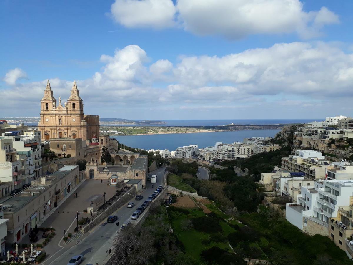Mellieha Town Centre Bright & Spacious 3 Bedroom Apartment 外观 照片